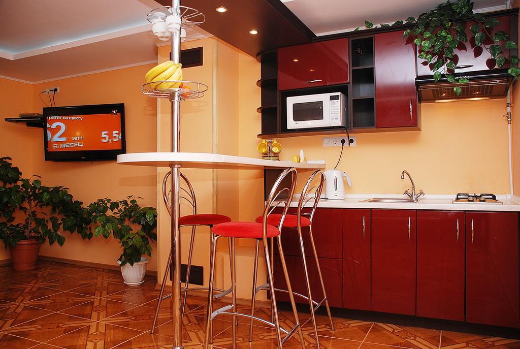 House In Bohatyrska Street Kiev Esterno foto